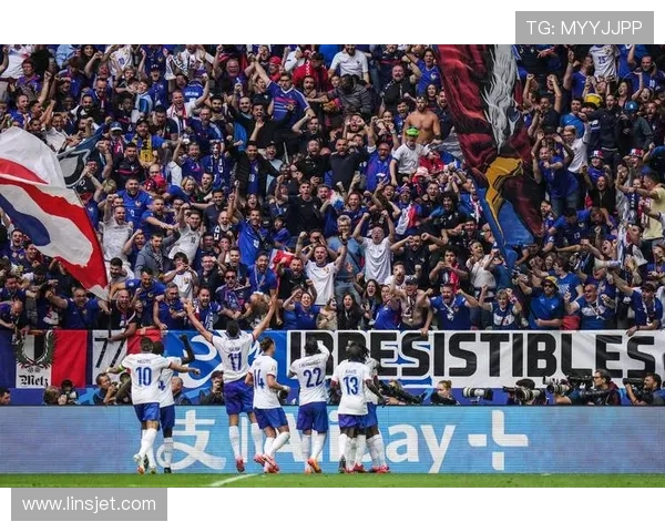 探秘法国里昂俱乐部的辉煌历程与现代足球发展之路 探秘法国里昂俱乐部的辉煌历程与现代足球发展之路