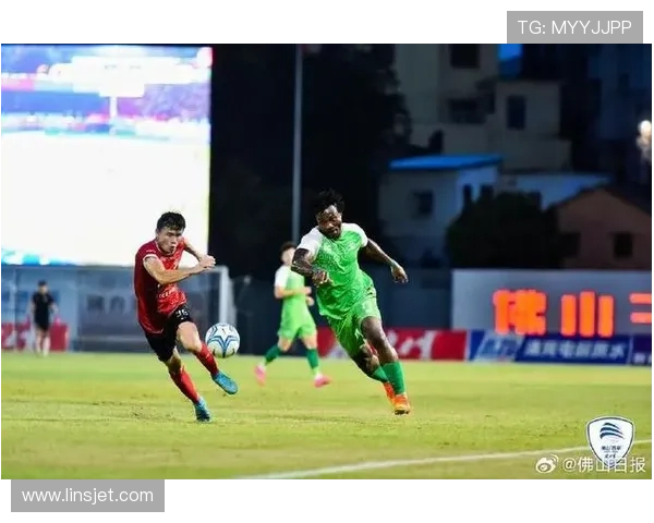 《全球电竞赛事迎来新纪元 各大战队强强对决精彩纷呈》 《全球电竞赛事迎来新纪元 各大战队强强对决精彩纷呈》