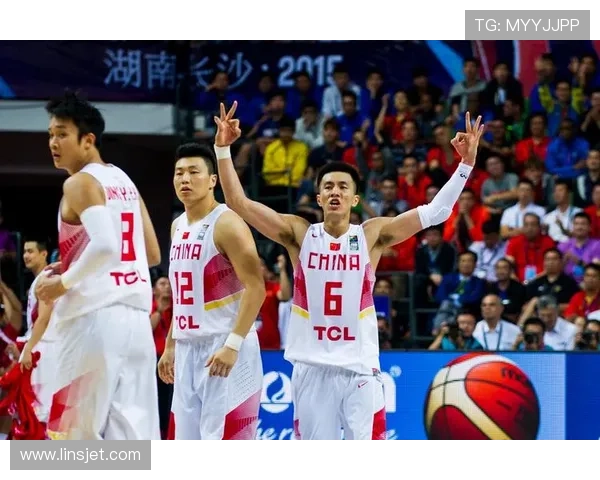 中国男篮力克韩国晋级亚锦赛四强，郭艾伦领衔表现抢眼