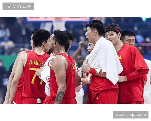 中国男篮迎战世界强队 振兴计划初见成效 新星崛起备战巴黎奥运