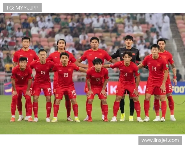 中国足球队迎战亚洲强队备战世界杯预选赛 目标全力争取出线资格