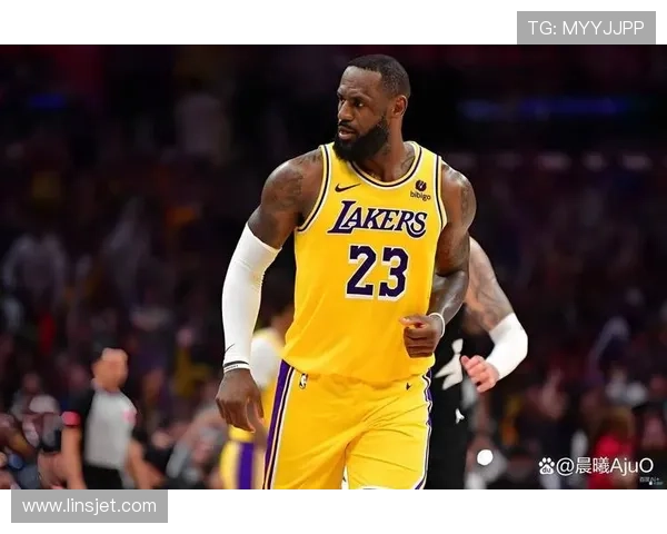 詹姆斯再创历史纪录 湖人逆转战胜勇士迎来连胜走势