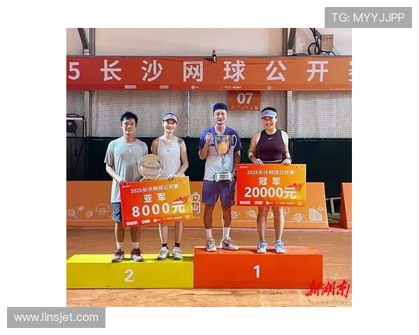 新赛季网球赛场风云再起中国名将与世界高手激战引热议全球迷关注