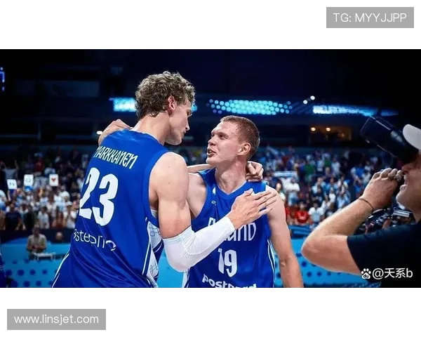 欧洲劲旅上演逆转好戏当家新星爆发引领球队成功挺进淘汰赛阶段中