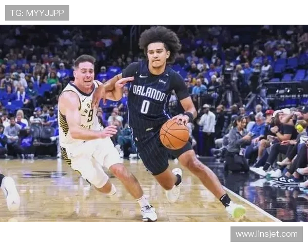 魔术队迎来新赛季挑战 探讨球员表现与球队未来发展方向